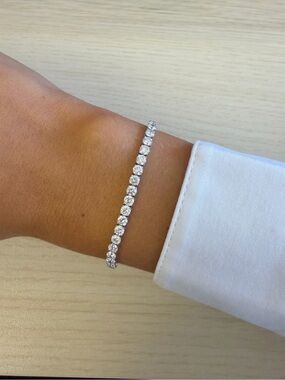 6.05 ct lab grown diamond tennis bracelet in 10k white gold